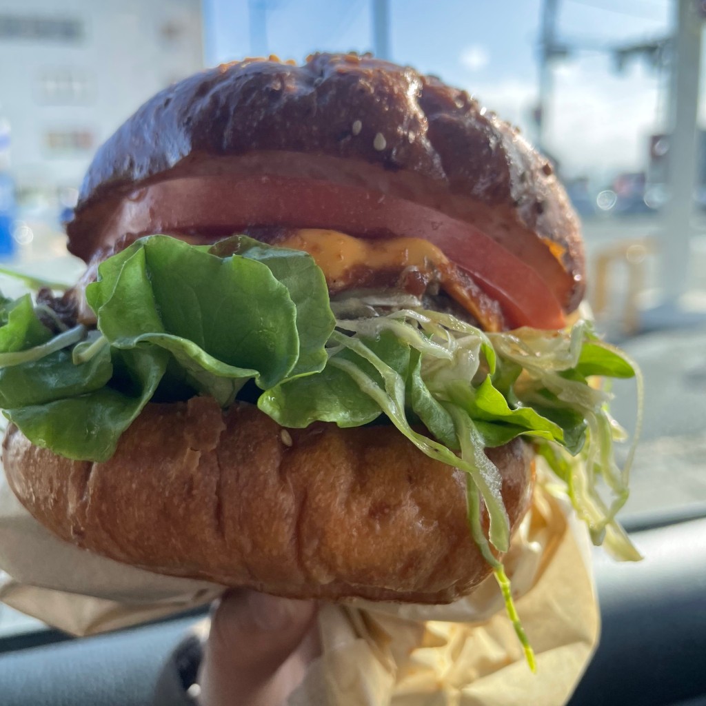 ユーザーが投稿したハンバーガーの写真 - 実際訪問したユーザーが直接撮影して投稿した上堂ベーカリー小綿商店の写真