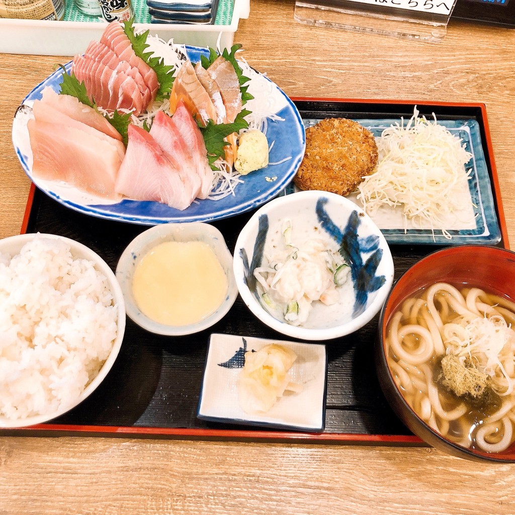 ユーザーが投稿したLunch刺身定食の写真 - 実際訪問したユーザーが直接撮影して投稿した江東橋居酒屋磯丸水産 錦糸町店の写真