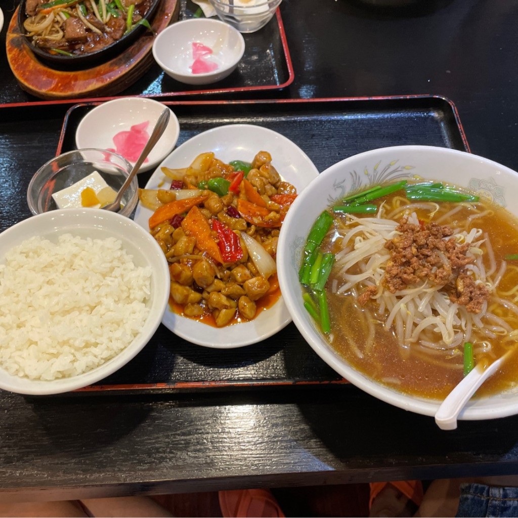ユーザーが投稿した四川鶏定食の写真 - 実際訪問したユーザーが直接撮影して投稿した七栄中華料理中華料理 八福餃子房 富里店の写真