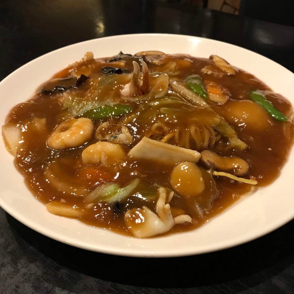 ユーザーが投稿した海鮮あんかけ焼きそばの写真 - 実際訪問したユーザーが直接撮影して投稿した桔梗町中華料理チャイナダイニング鳳凰の写真