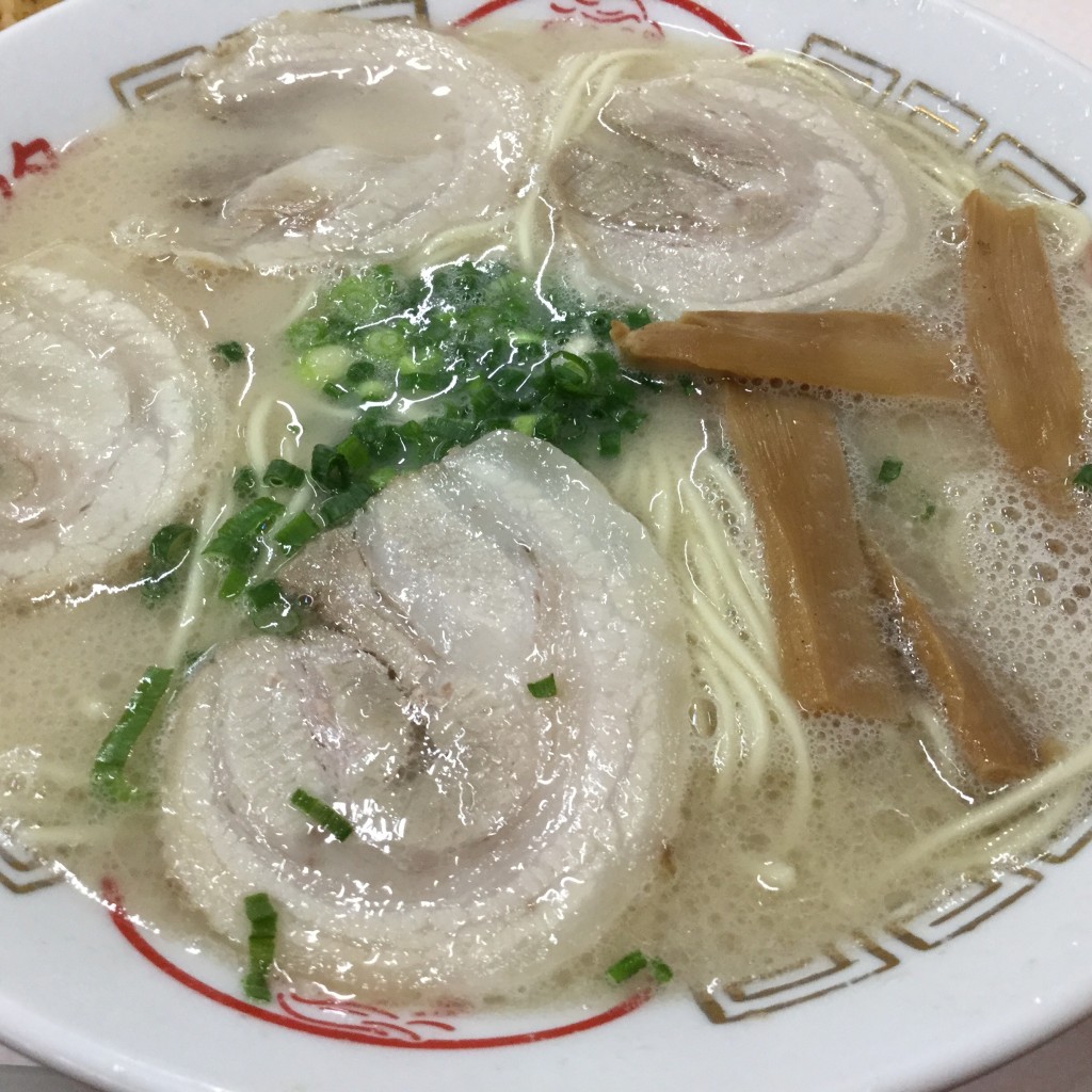 ユーザーが投稿した満腹ラーメンの写真 - 実際訪問したユーザーが直接撮影して投稿した小倉ラーメン / つけ麺丸幸ラーメンセンター 基山店の写真