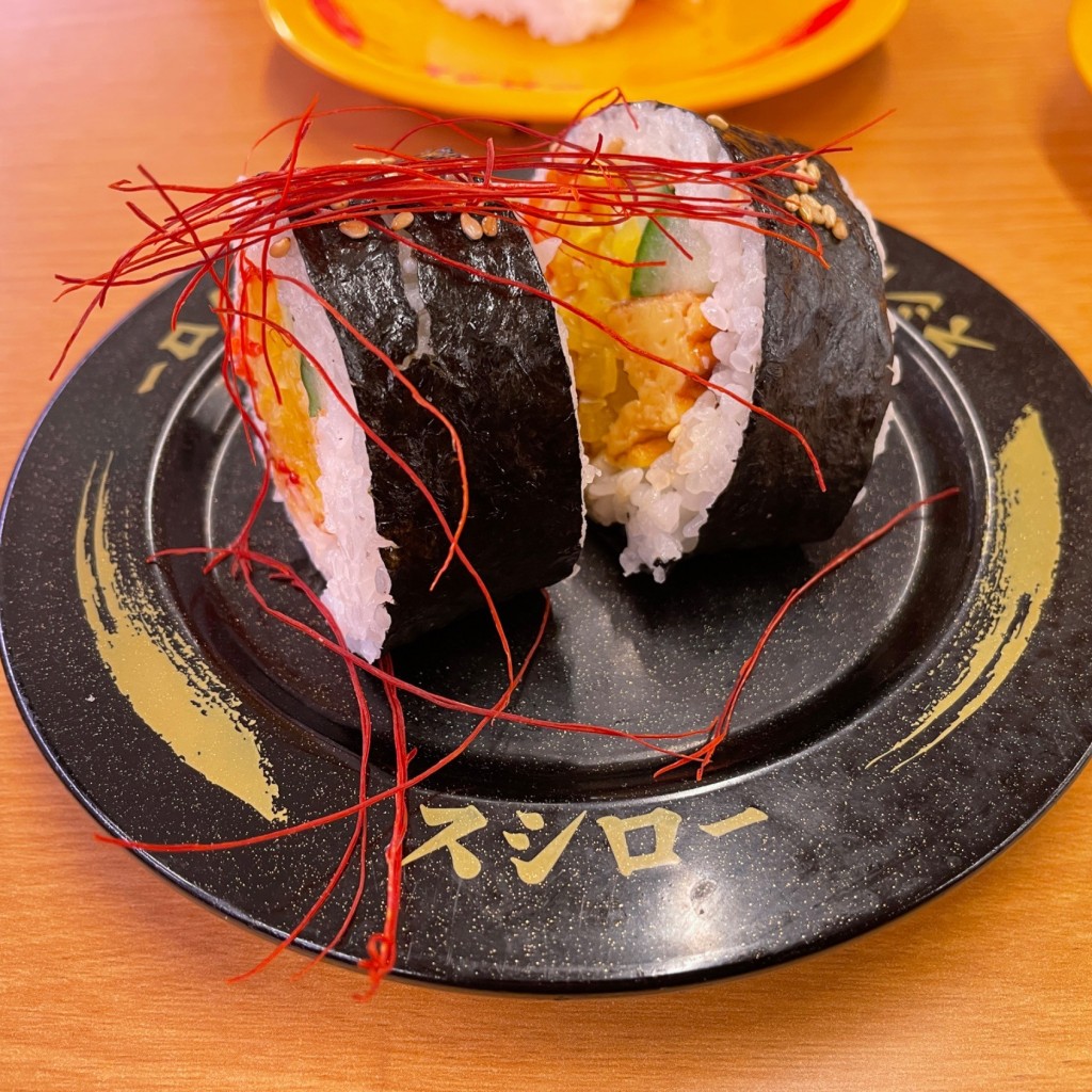 ユーザーが投稿した360円黒皿の写真 - 実際訪問したユーザーが直接撮影して投稿した妻鳥町回転寿司スシロー 四国中央店の写真