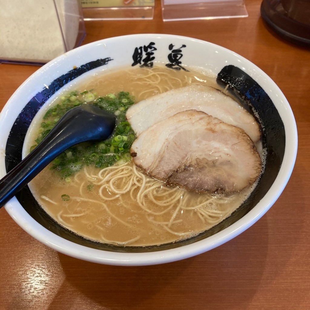 パピオさんが投稿した金城ラーメン / つけ麺のお店ラーメン暖暮 那覇小禄店/ラーメンダンボ ナハオロクテンの写真