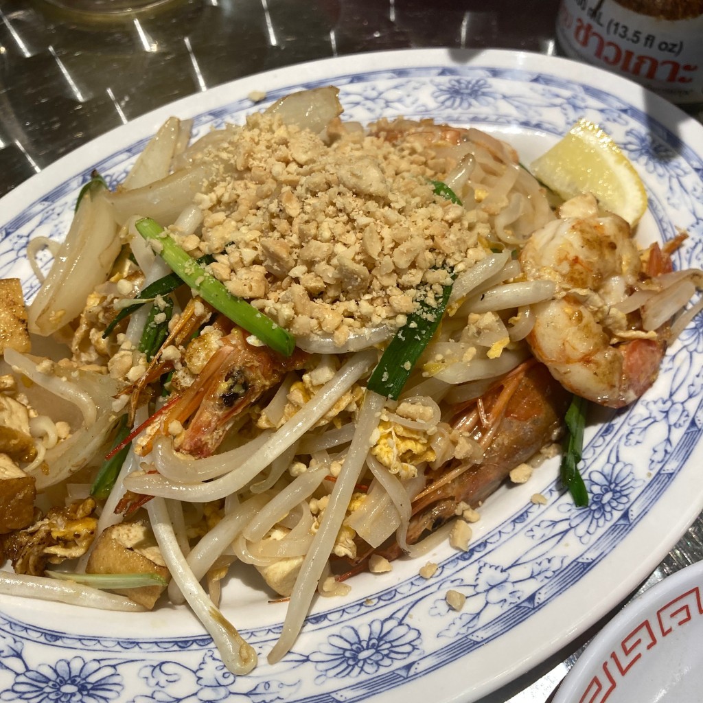ユーザーが投稿したパッタイ(赤海老)の写真 - 実際訪問したユーザーが直接撮影して投稿した新橋タイ料理タイ屋台 999 新橋店の写真