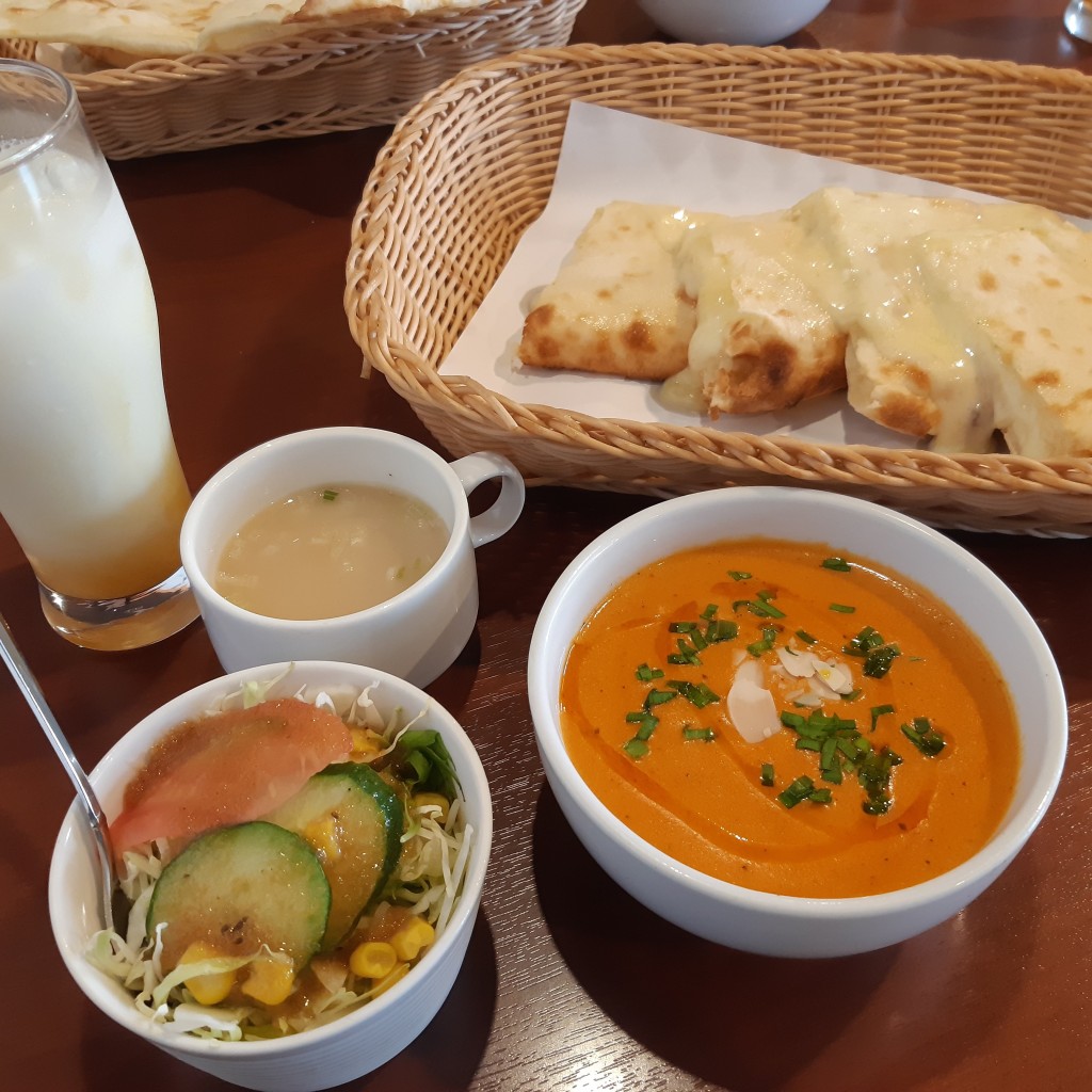 ユーザーが投稿したチーズナンセットの写真 - 実際訪問したユーザーが直接撮影して投稿した大淀インド料理ムーナの写真