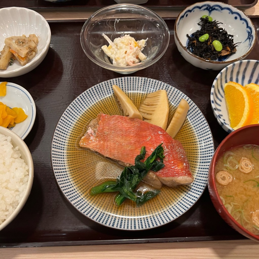 ユーザーが投稿した金目鯛の煮物定食の写真 - 実際訪問したユーザーが直接撮影して投稿した砂定食屋さち福やCAFE イオンモール四條畷店の写真