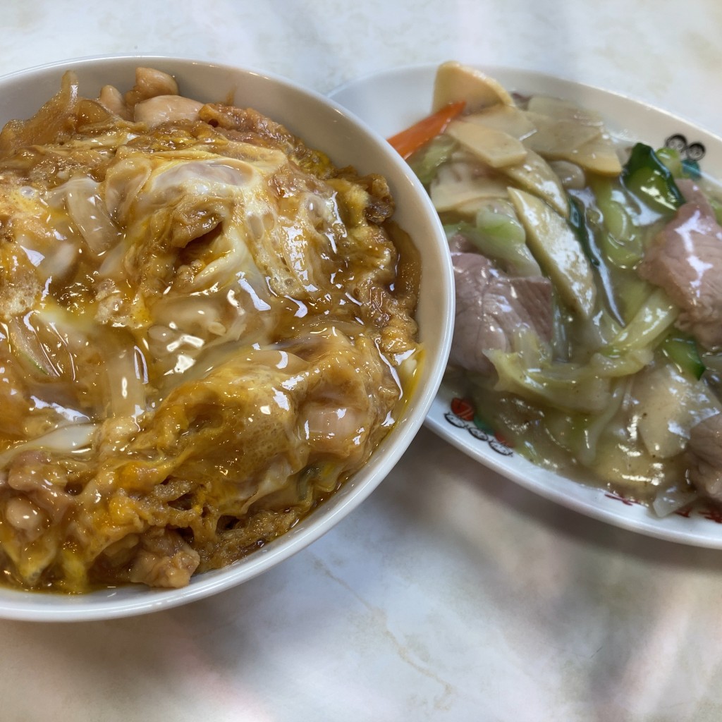 ユーザーが投稿した野菜うま煮・親子丼の写真 - 実際訪問したユーザーが直接撮影して投稿した穴川中華料理北葉飯店の写真