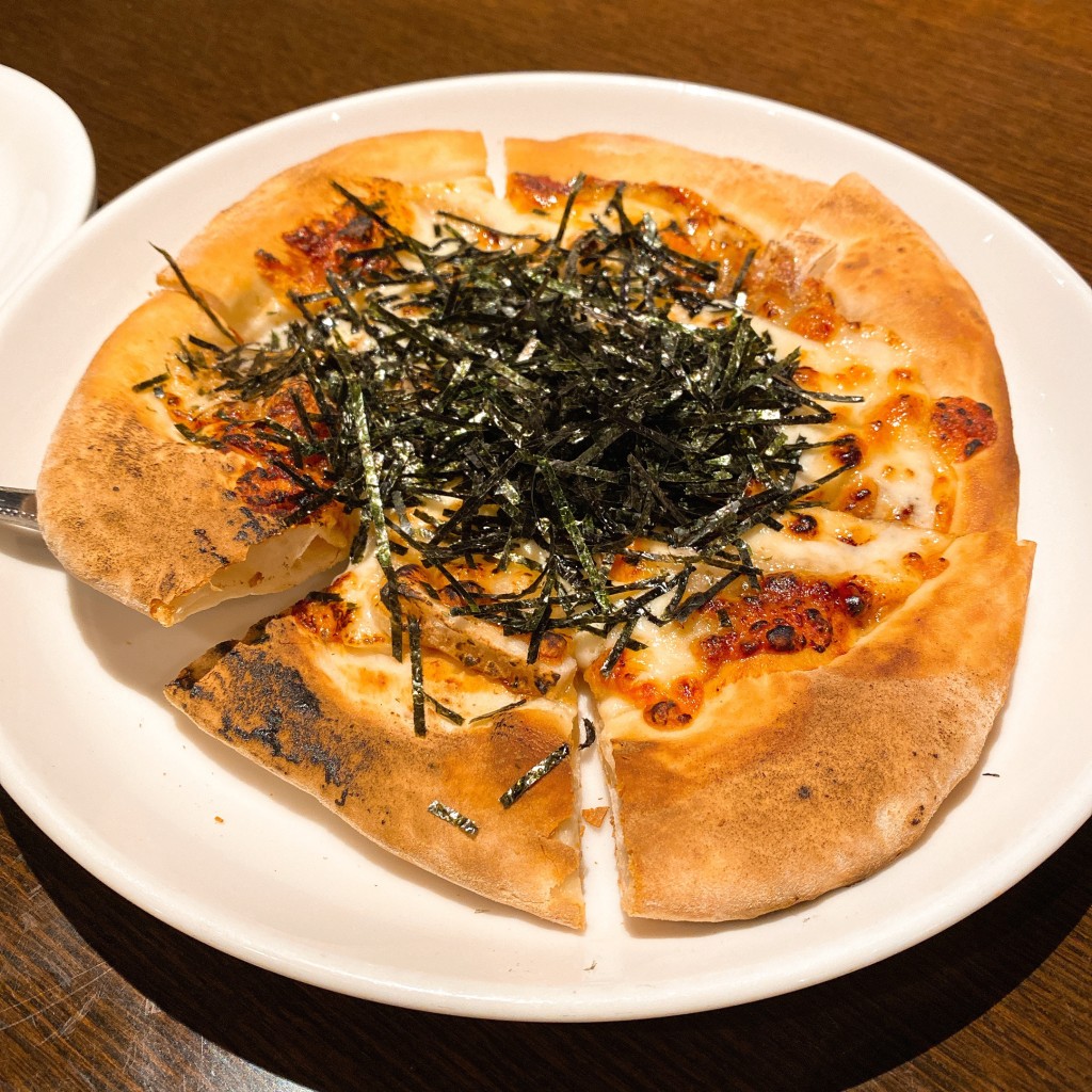 ユーザーが投稿したおもちモチモチピザの写真 - 実際訪問したユーザーが直接撮影して投稿した坂口町洋食食堂コラボの写真