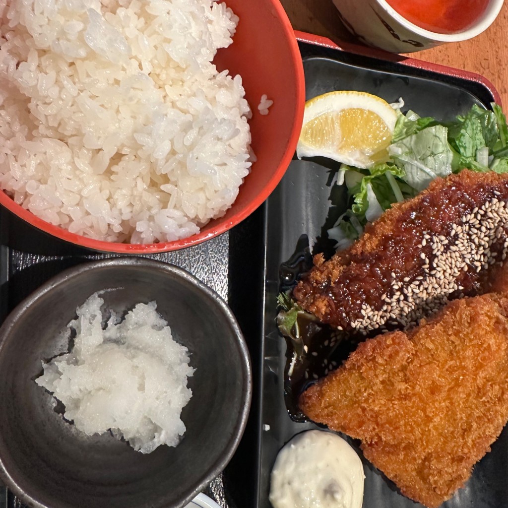 ユーザーが投稿したアジフライ定食 x1の写真 - 実際訪問したユーザーが直接撮影して投稿した飯田橋魚介 / 海鮮料理魚の旨い店 飯田橋店の写真