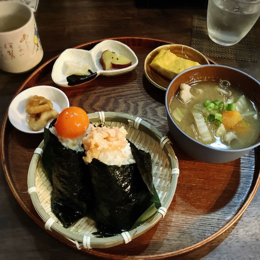 ユーザーが投稿したおむすびモーニングの写真 - 実際訪問したユーザーが直接撮影して投稿した若松町洋食TOMOEの写真