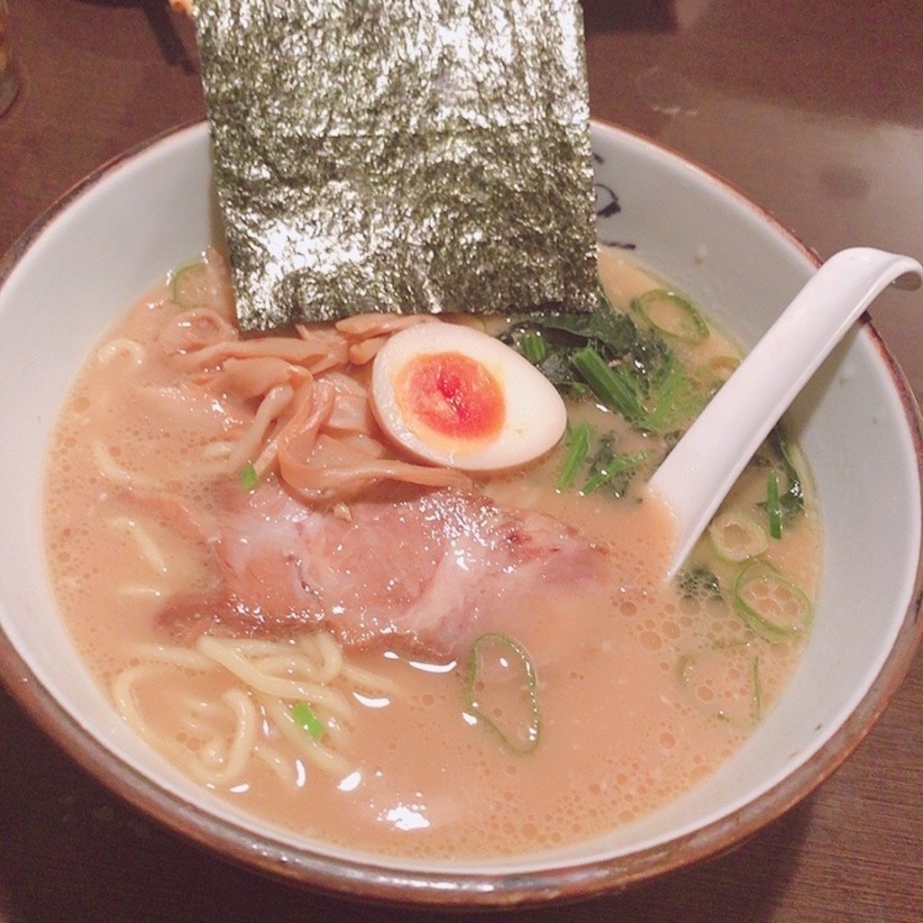 ユーザーが投稿したラーメンの写真 - 実際訪問したユーザーが直接撮影して投稿した新羽町ラーメン専門店横濱家 新羽店の写真