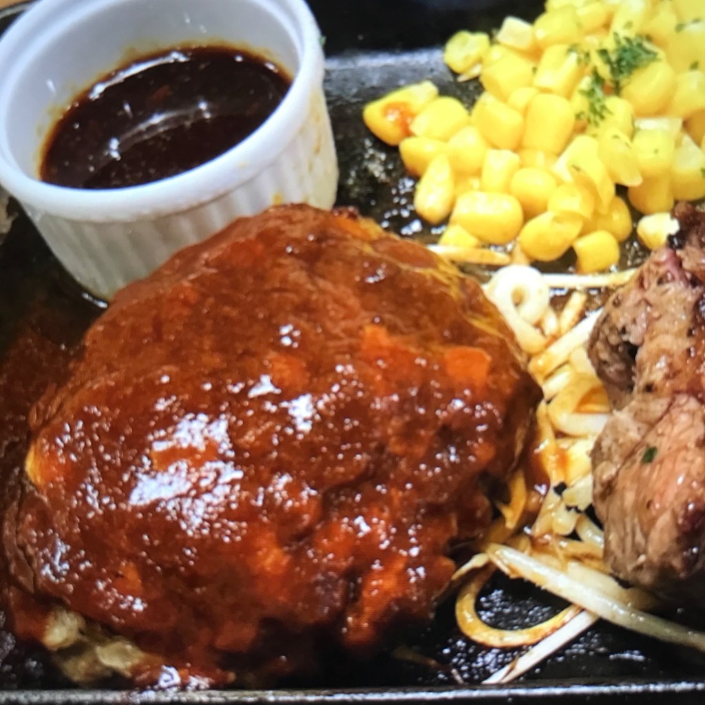 ユーザーが投稿したハヤシキノコソース土鍋の写真 - 実際訪問したユーザーが直接撮影して投稿した飯積洋食ジョンズ グリルの写真