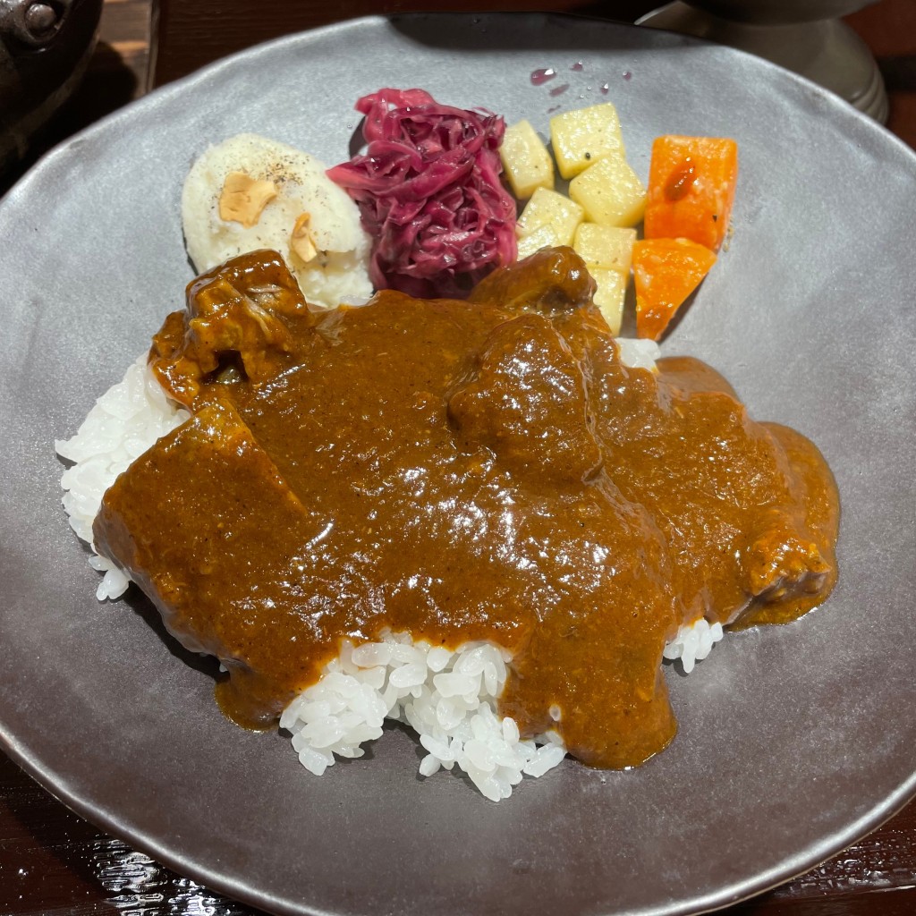 ユーザーが投稿した和牛カレーの写真 - 実際訪問したユーザーが直接撮影して投稿した築地カレー一体感 甘辛カレーと土鍋ごはんの写真