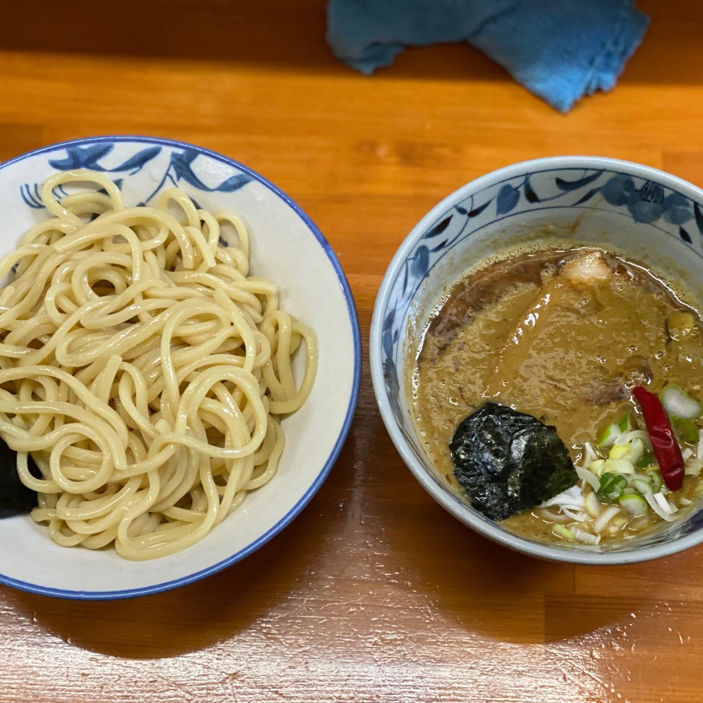 ユーザーが投稿したカレーつけ麺の写真 - 実際訪問したユーザーが直接撮影して投稿した住吉町ラーメン専門店自家製麺 福は内の写真