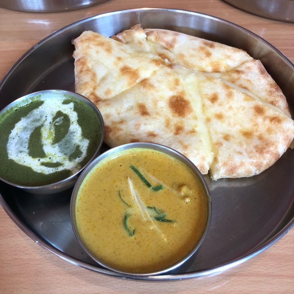 ユーザーが投稿したチーズナンセットの写真 - 実際訪問したユーザーが直接撮影して投稿した楠部町インド料理フルバリの写真