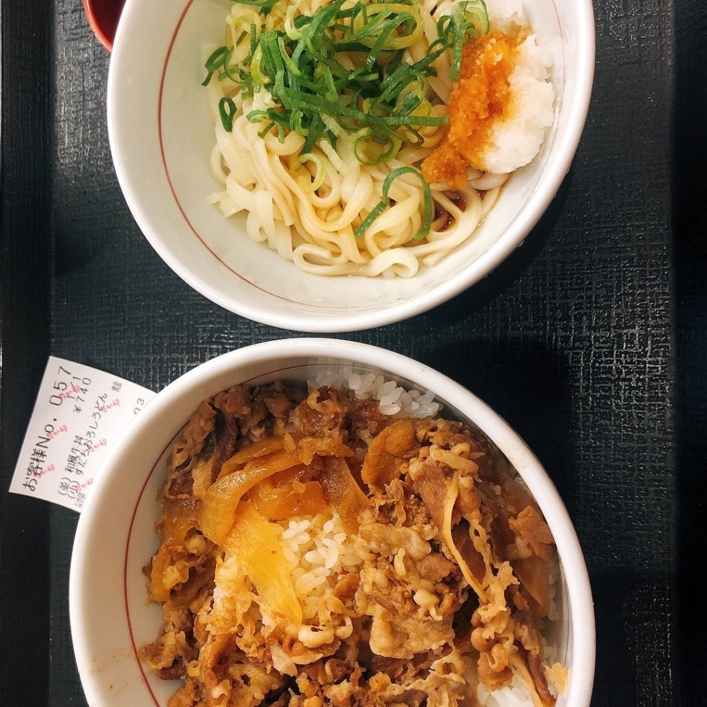ユーザーが投稿した牛丼うどんセットの写真 - 実際訪問したユーザーが直接撮影して投稿した新川丼ものなか卯 八丁堀店の写真