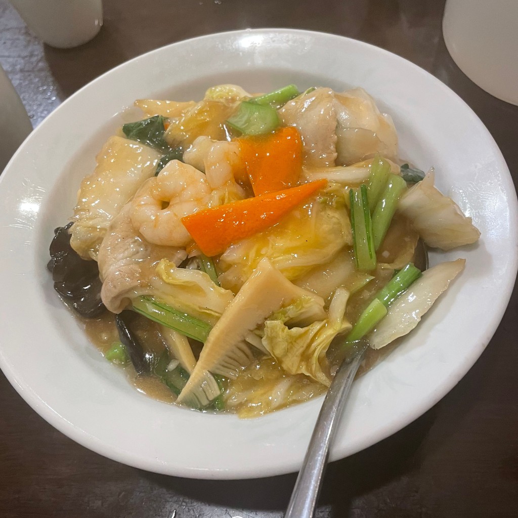ユーザーが投稿した中華丼の写真 - 実際訪問したユーザーが直接撮影して投稿した山下町台湾料理秀味園の写真