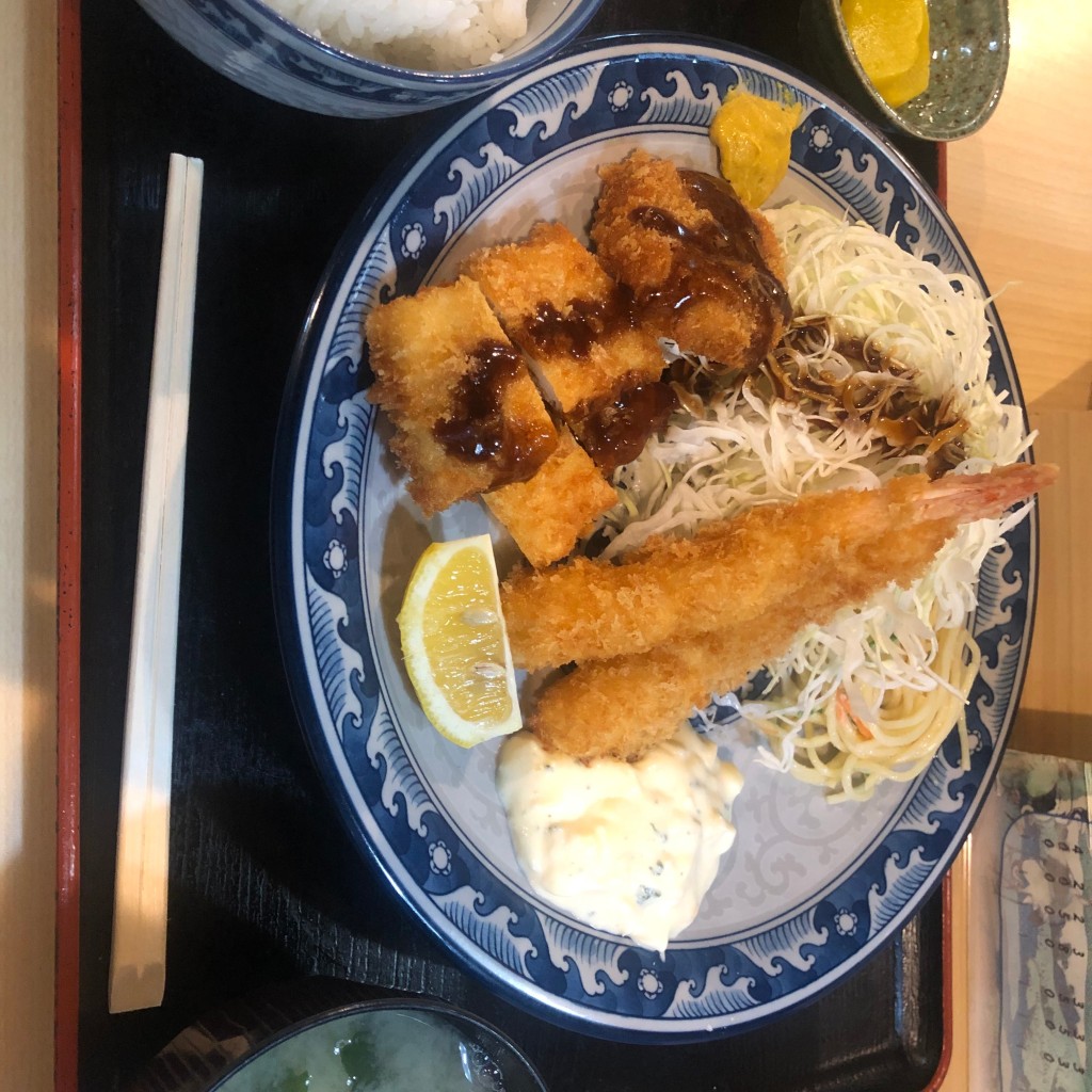 ユーザーが投稿したロース州定食(ランチ)の写真 - 実際訪問したユーザーが直接撮影して投稿した四谷とんかつかつ満 コモレ四谷店の写真