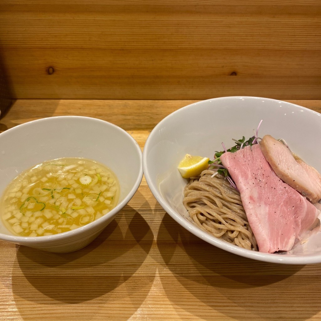 シロクロ0815さんが投稿した赤坂ラーメン専門店のお店RAMEN 百舌鳥/MOZUの写真