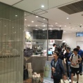 実際訪問したユーザーが直接撮影して投稿した新宿カフェDEAN & DELUCA 新宿の店舗内部の雰囲気写真