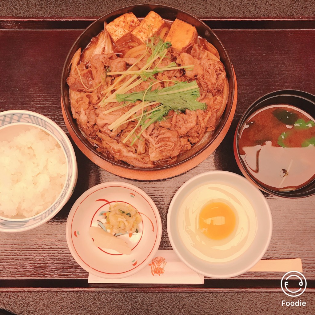 ユーザーが投稿したすき焼き定食の写真 - 実際訪問したユーザーが直接撮影して投稿した宮本町しゃぶしゃぶ木曽路 半田店の写真