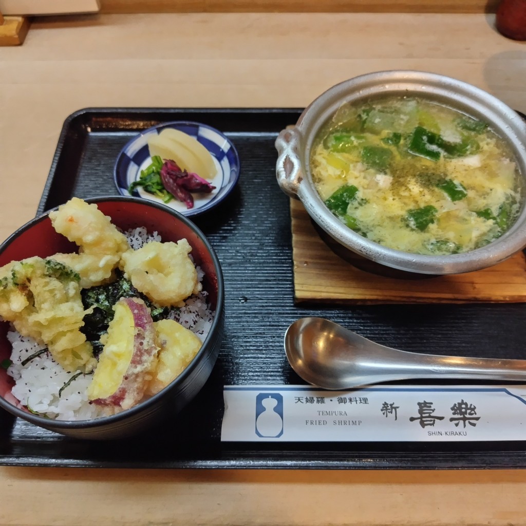 ユーザーが投稿したミニ天丼セットの写真 - 実際訪問したユーザーが直接撮影して投稿した梅田天ぷら新喜楽 ヒルトンプラザ店の写真