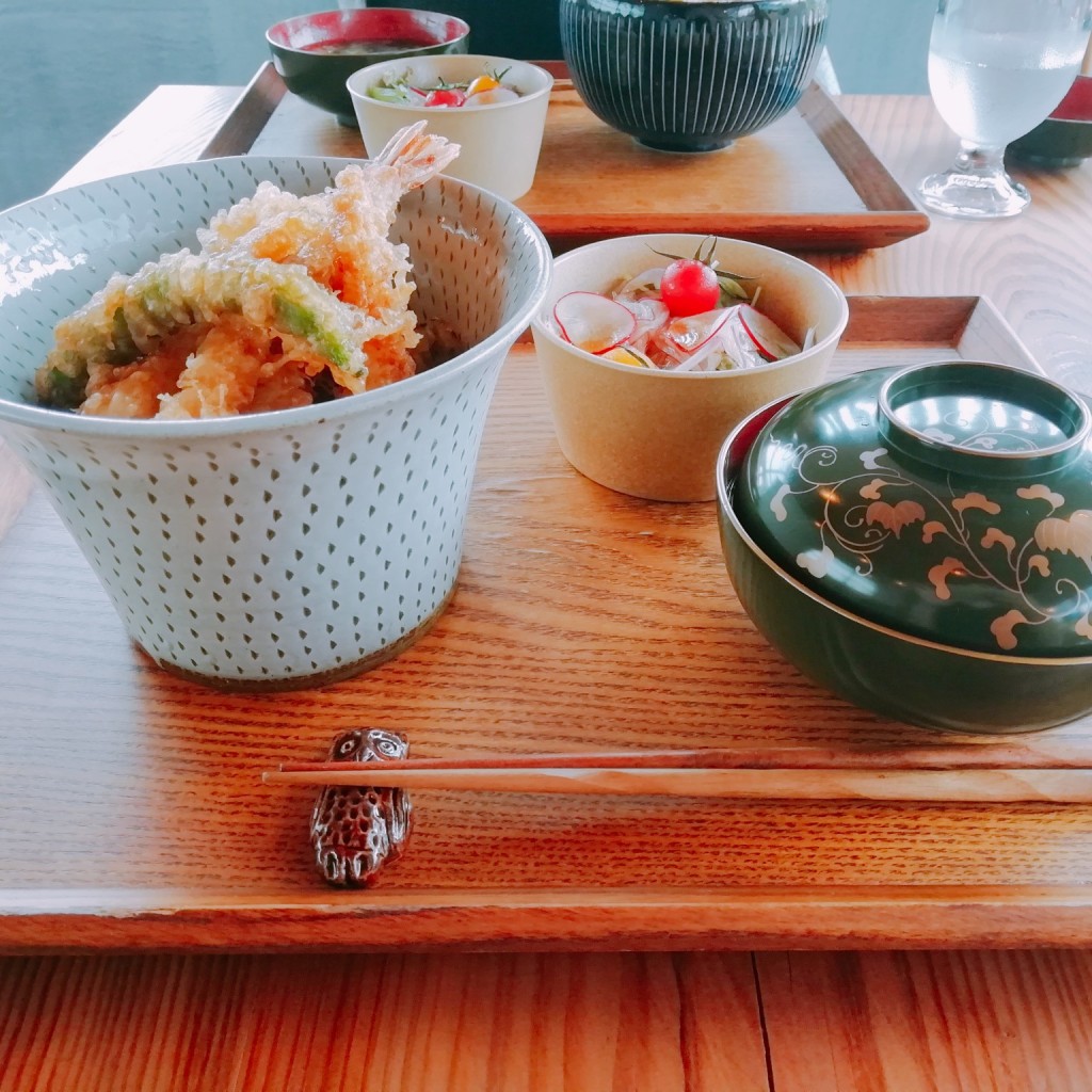 ユーザーが投稿した天ぷら丼の写真 - 実際訪問したユーザーが直接撮影して投稿した淡河町萩原和食 / 日本料理キモリの写真