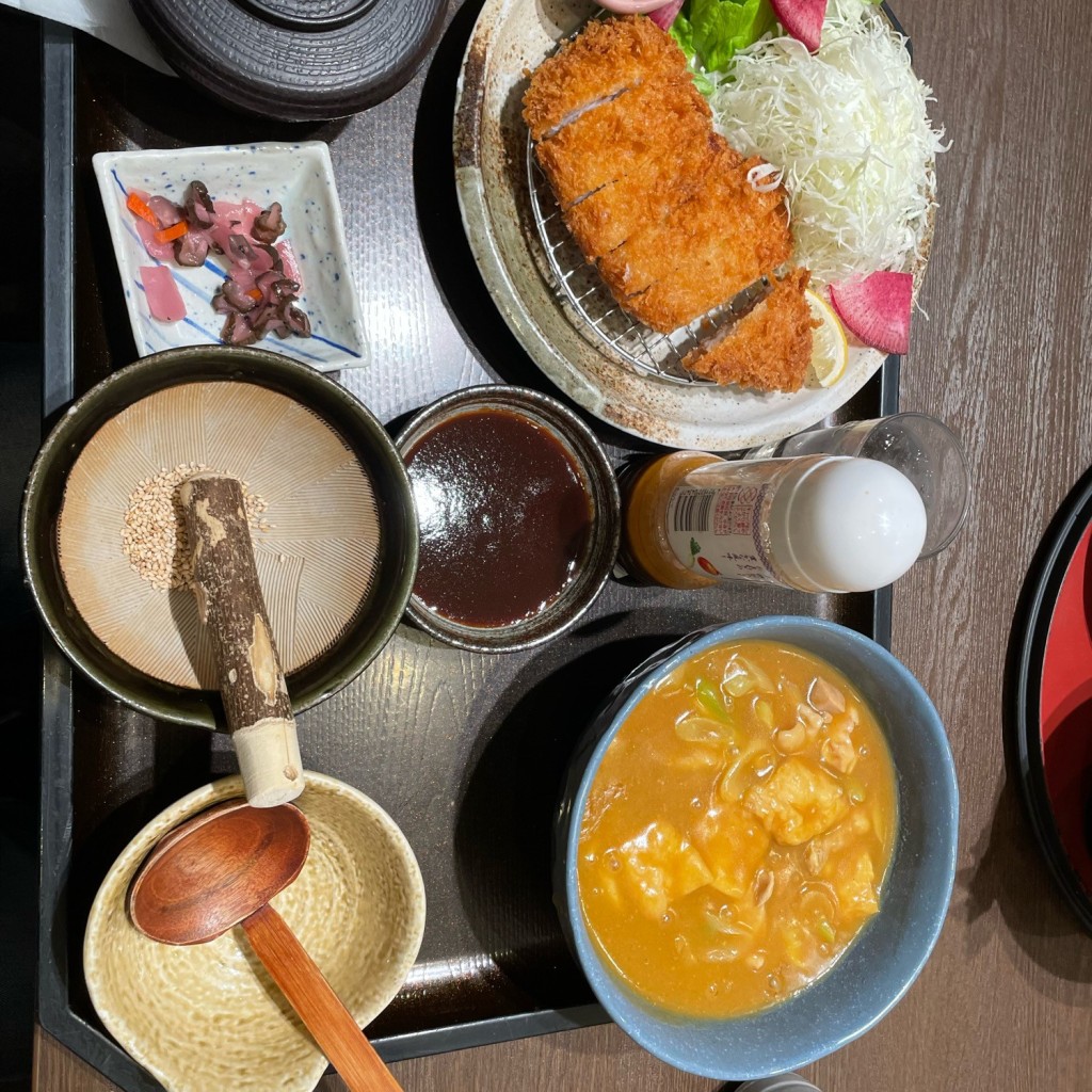 ユーザーが投稿したカレーうどんとんかつセットの写真 - 実際訪問したユーザーが直接撮影して投稿した谷上西町和食 / 日本料理和食麺処サガミ 神戸谷上店の写真