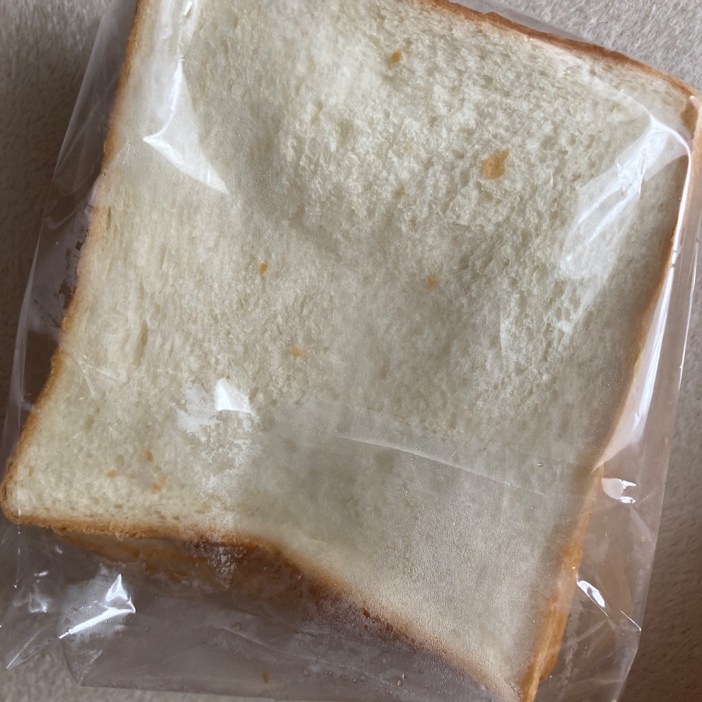 ユーザーが投稿したリョン食パンの写真 - 実際訪問したユーザーが直接撮影して投稿した萩中ベーカリーリヨン味彩館の写真