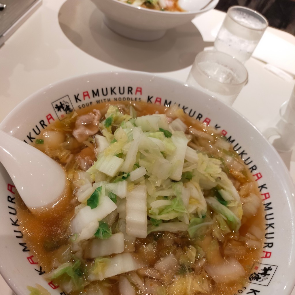 ユーザーが投稿したおいしいラーメン(白菜トッピング)の写真 - 実際訪問したユーザーが直接撮影して投稿した南幸ラーメン専門店神座飲茶楼 横浜ジョイナス店の写真