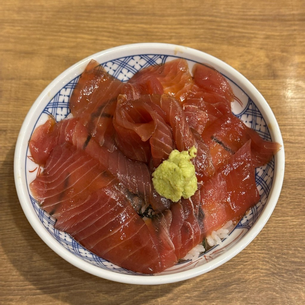 ユーザーが投稿したLunchまぐろ漬け丼の写真 - 実際訪問したユーザーが直接撮影して投稿した東池袋居酒屋磯丸水産 池袋サンシャイン通り店の写真