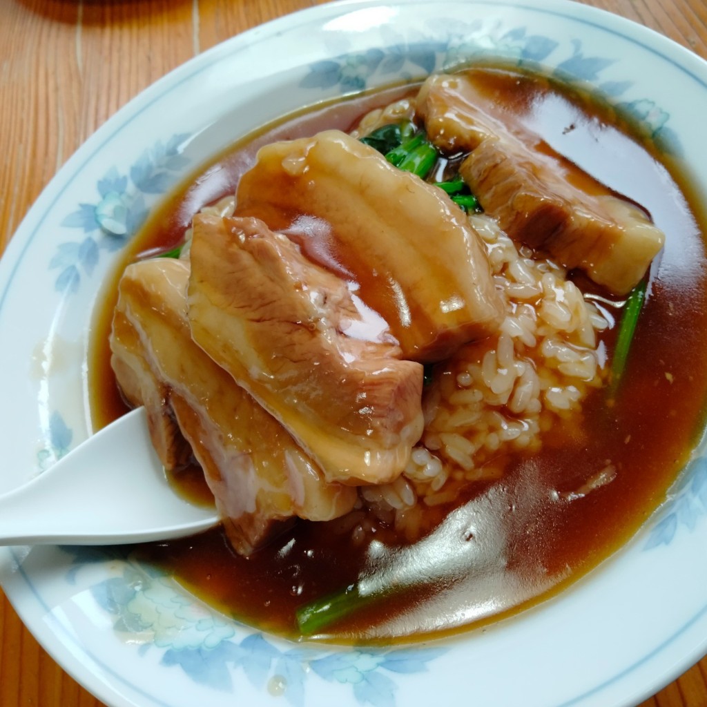 ユーザーが投稿した厚切りバラ肉かけごはんの写真 - 実際訪問したユーザーが直接撮影して投稿した島野町中華料理南南の写真