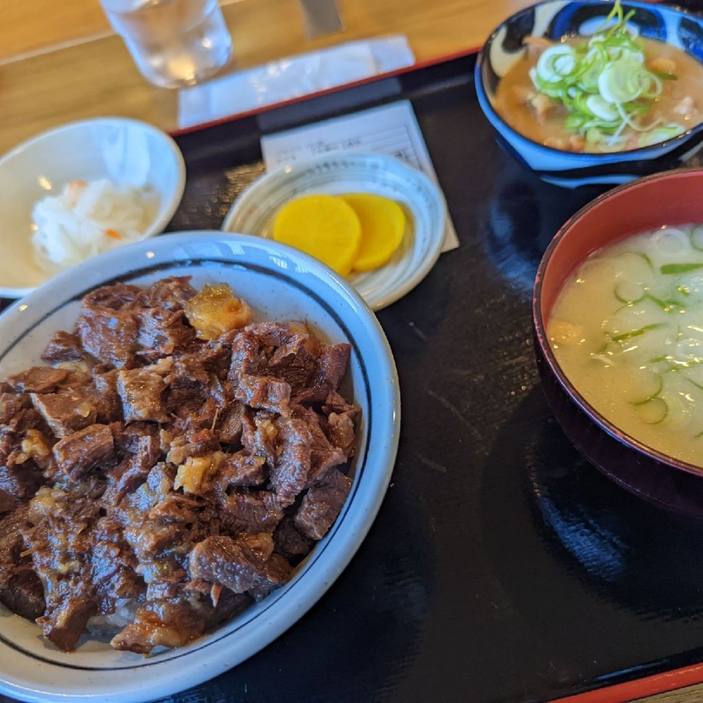 Shantさんが投稿した長嶺東定食屋のお店かつ美食堂/カツミショクドウの写真