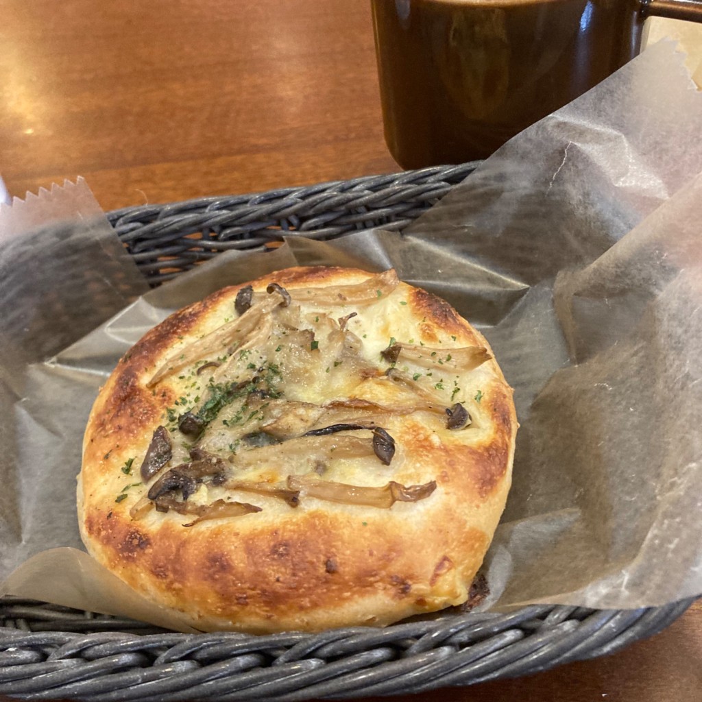 ユーザーが投稿した175円パンの写真 - 実際訪問したユーザーが直接撮影して投稿した北沢カフェmixture bakery&cafeの写真