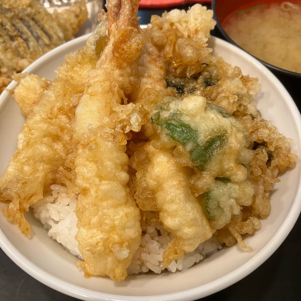 ユーザーが投稿した天丼(みそ汁付)の写真 - 実際訪問したユーザーが直接撮影して投稿した西神奈川天ぷら天せの写真