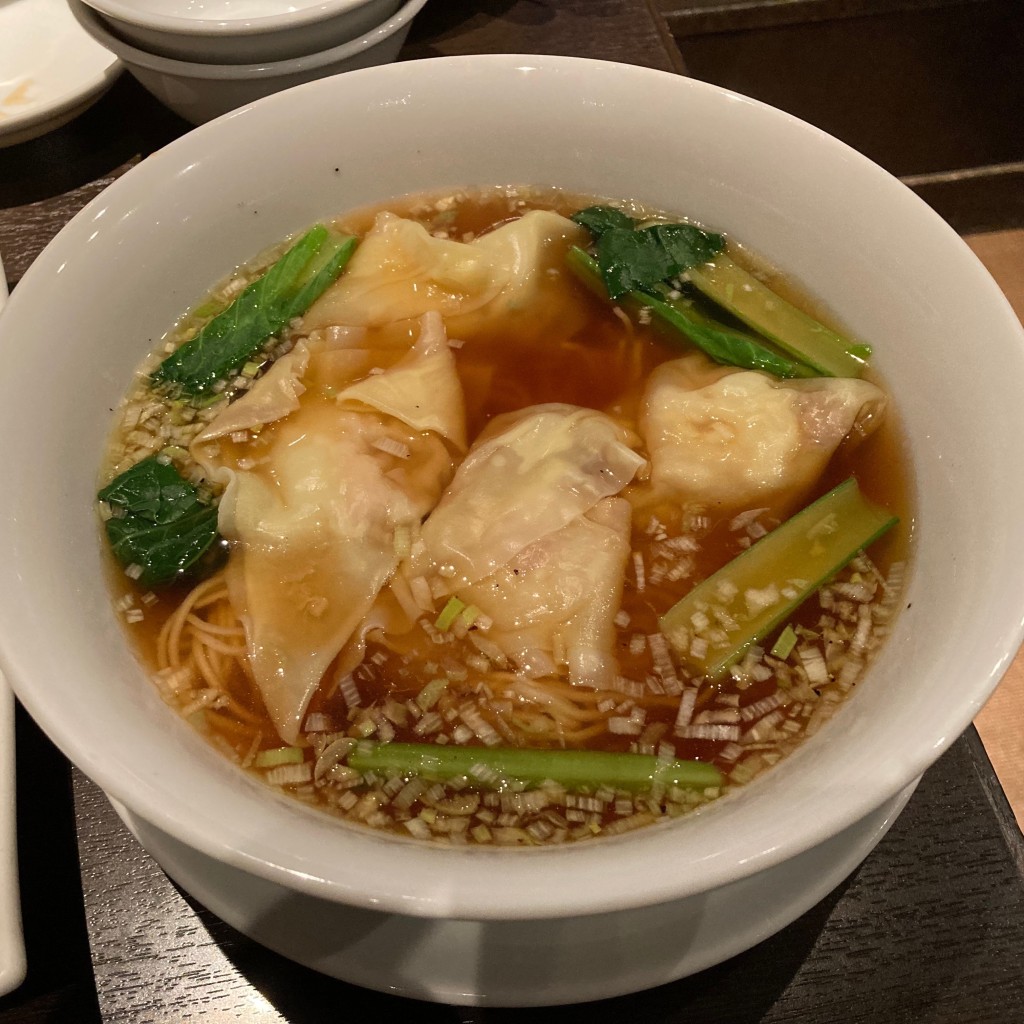 ユーザーが投稿したワンタン麺の写真 - 実際訪問したユーザーが直接撮影して投稿した雲井通中華料理京鼎樓 ミント神戸店の写真