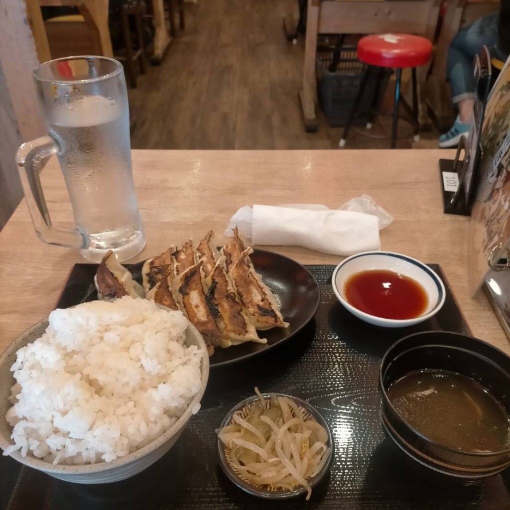 ユーザーが投稿したL餃子定食 (極み)の写真 - 実際訪問したユーザーが直接撮影して投稿した南幸餃子餃子製造販売店 横浜南幸いち五郎の写真