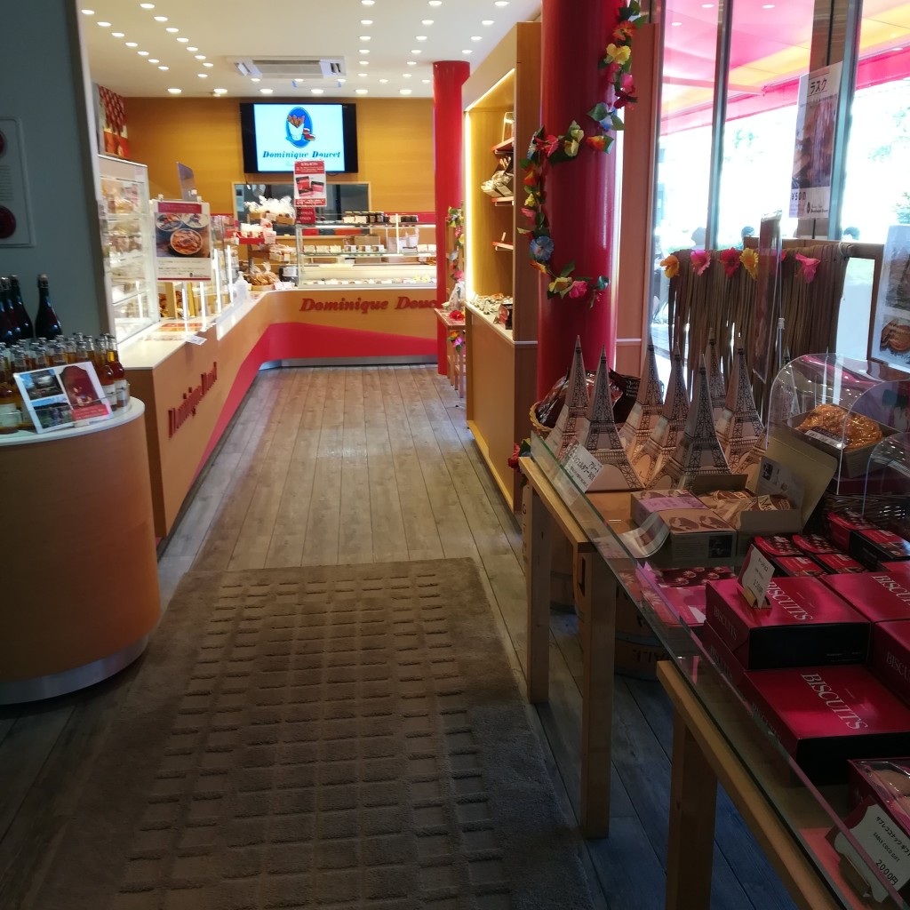 実際訪問したユーザーが直接撮影して投稿した南江島町カフェドミニク ドゥーセの店 鈴鹿本店の写真