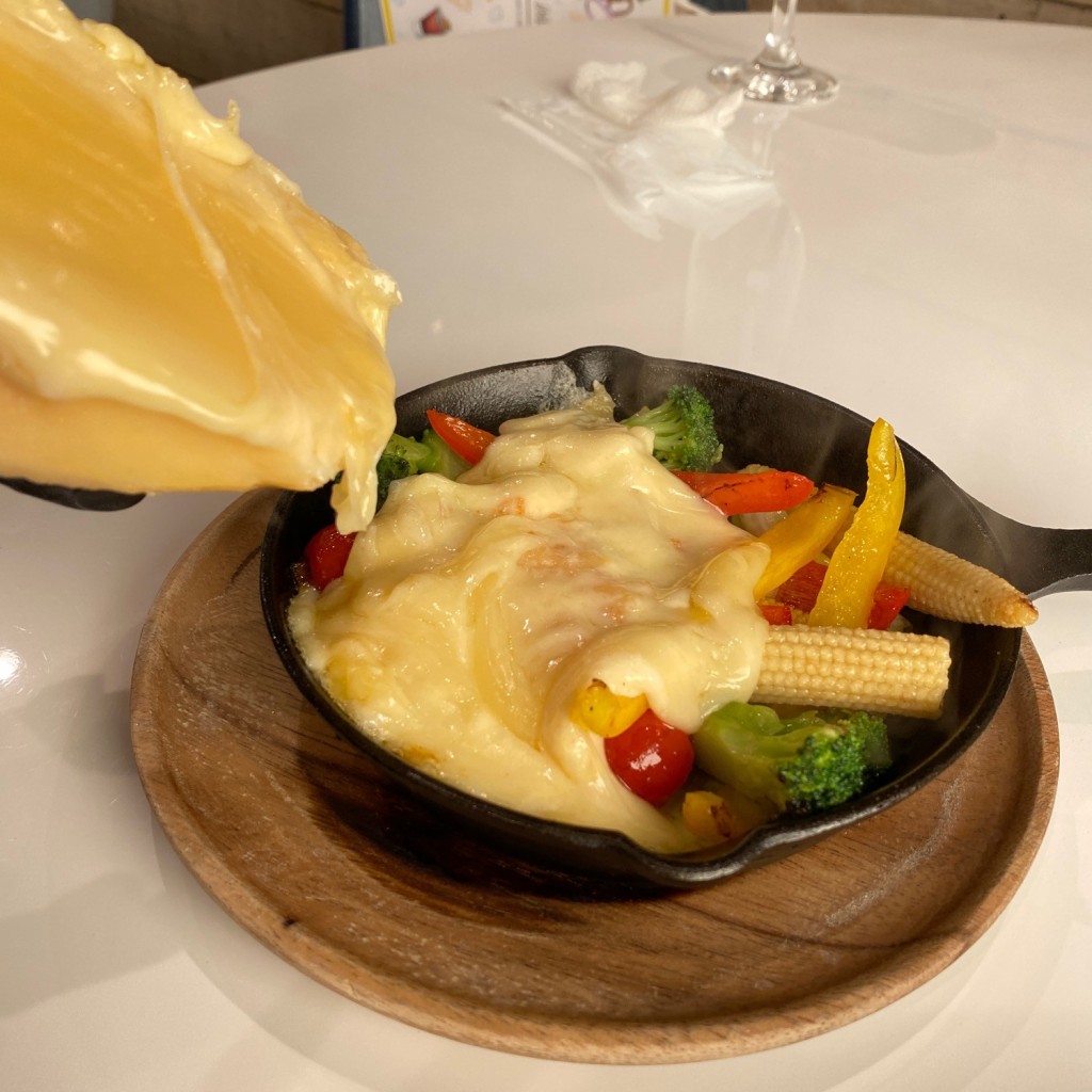 ユーザーが投稿したグリル野菜ラクレットの写真 - 実際訪問したユーザーが直接撮影して投稿した諏訪西町カフェPatisserie Moneの写真