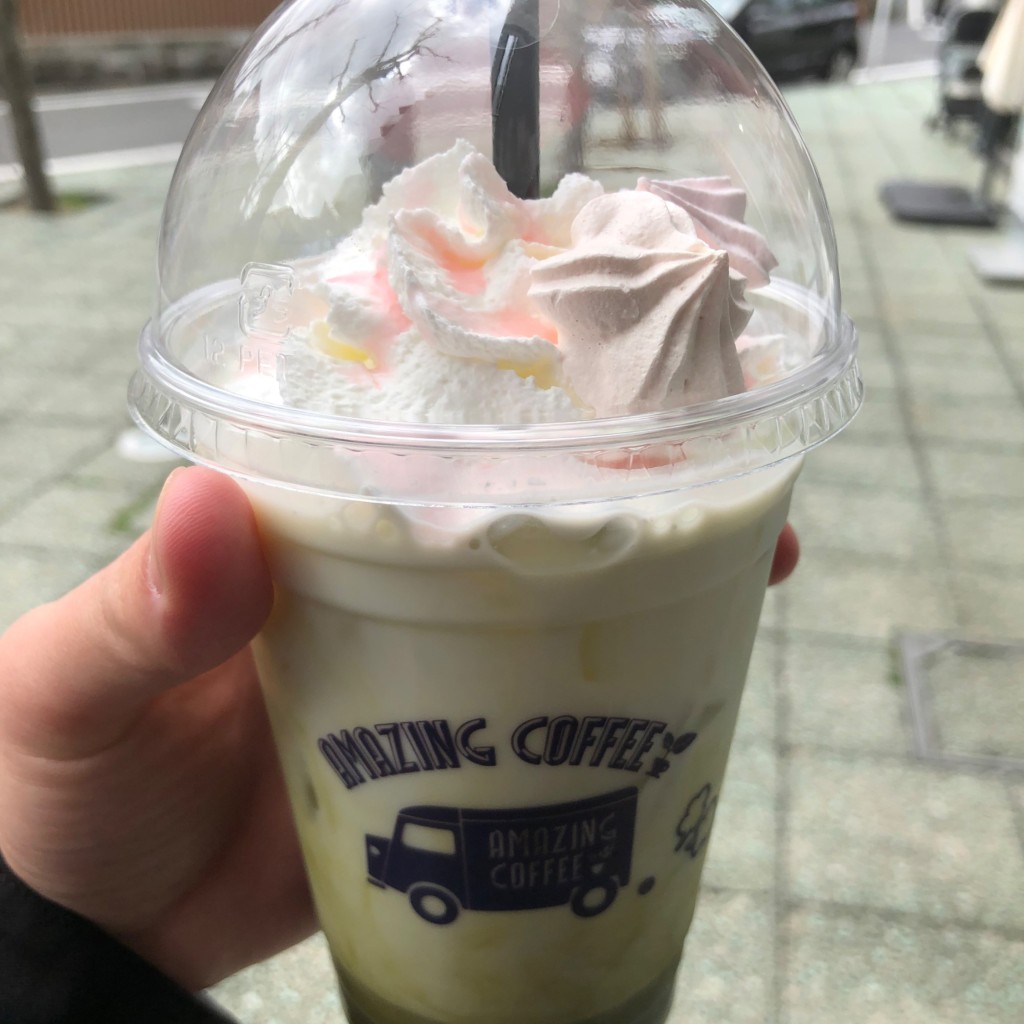 ユーザーが投稿した春の桜つ茶オレの写真 - 実際訪問したユーザーが直接撮影して投稿した青葉台カフェAMAZING COFFEE TOKYO NAKAMEGURO 中目黒店の写真