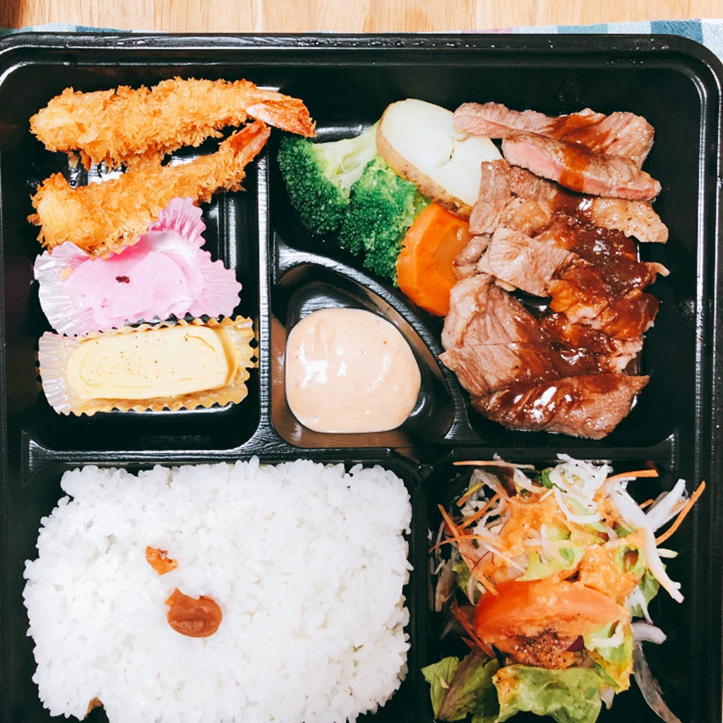 ユーザーが投稿したステーキ弁当の写真 - 実際訪問したユーザーが直接撮影して投稿した中島洋食キッチン カトウの写真