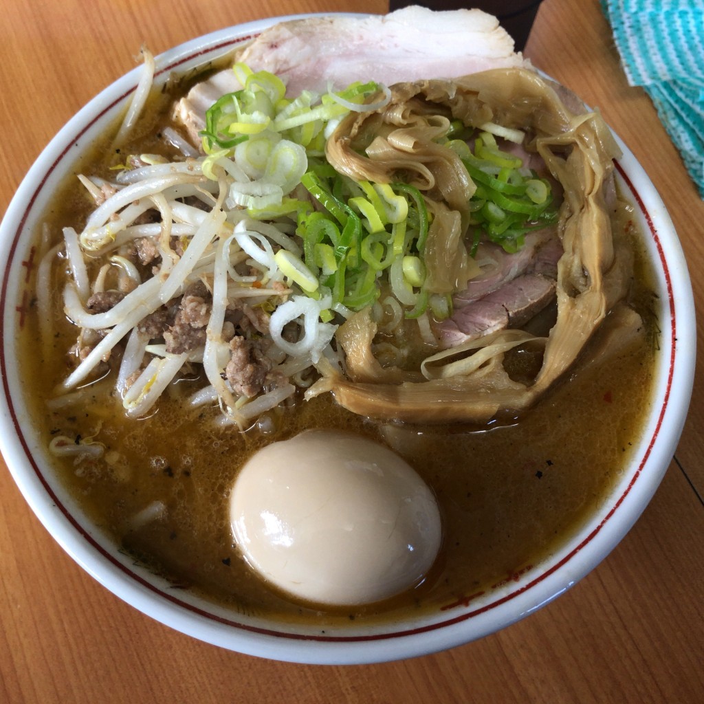 ユーザーが投稿したサッポロ味噌ラーメンの写真 - 実際訪問したユーザーが直接撮影して投稿した川尻御休町ラーメン / つけ麺陸王の写真