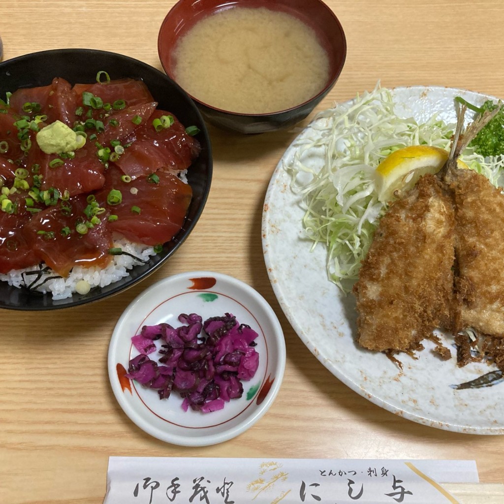 ユーザーが投稿したマグロ丼の写真 - 実際訪問したユーザーが直接撮影して投稿した千本港町魚介 / 海鮮料理にし与の写真