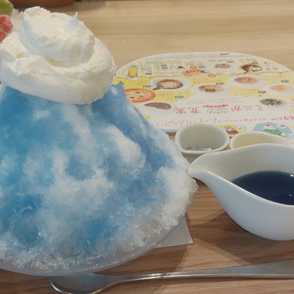 ユーザーが投稿したポップブルー氷の写真 - 実際訪問したユーザーが直接撮影して投稿した中川ファミリーレストランココス 大宮中川店の写真