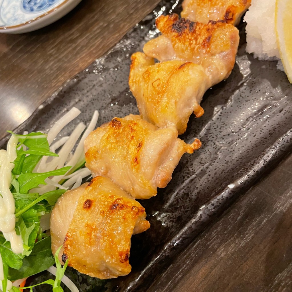 ユーザーが投稿した若鶏塩焼きの写真 - 実際訪問したユーザーが直接撮影して投稿した麻布十番そば麻布永坂 更科本店の写真