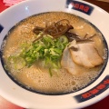 実際訪問したユーザーが直接撮影して投稿した中洲ラーメン / つけ麺中洲の屋台 小島商店 feat シラチャンラーメンの写真