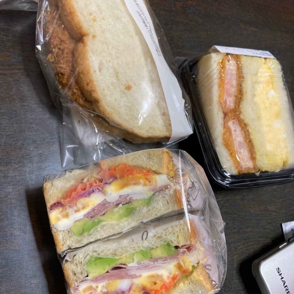 ユーザーが投稿したアボカド&野菜のハムサンドの写真 - 実際訪問したユーザーが直接撮影して投稿した恵比寿南洋食神戸屋キッチン アトレ恵比寿店の写真
