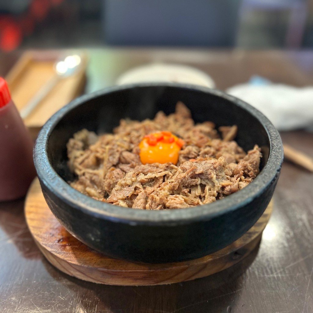 ユーザーが投稿した牛カルビ石焼きビビンバの写真 - 実際訪問したユーザーが直接撮影して投稿した名港韓国料理オッパの写真