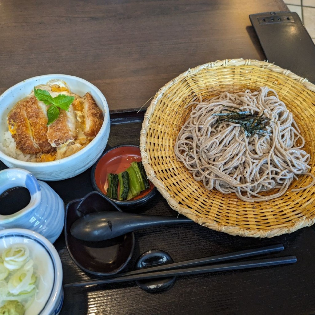 ユーザーが投稿したかつ丼定食の写真 - 実際訪問したユーザーが直接撮影して投稿した基町そばそじ坊 広島NTTパセーラ8F店の写真