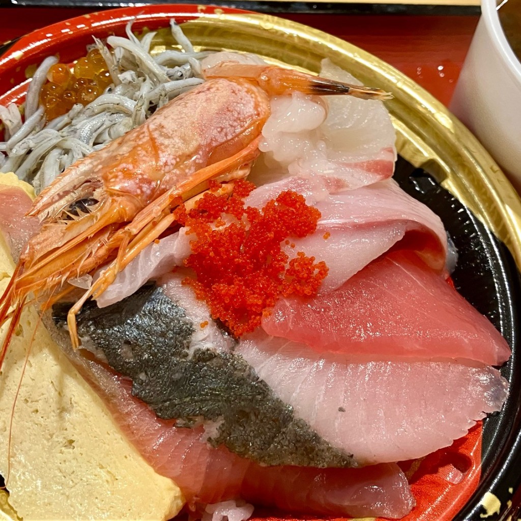 ユーザーが投稿した魚屋の海鮮丼の写真 - 実際訪問したユーザーが直接撮影して投稿した海陽町魚介 / 海鮮料理牧原鮮魚店の写真